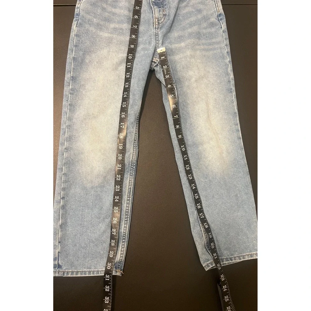 Old Navy Straight Leg Jeans Kids Size 10 Light Wash Excellent Denim 1641